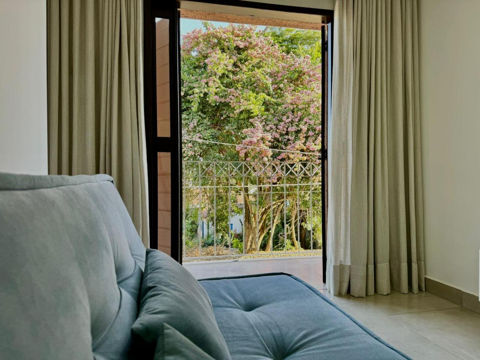 Apartamentos A 200M Do Centro - Hospedaria Villa Da Pedra Tiradentes Ngoại thất bức ảnh