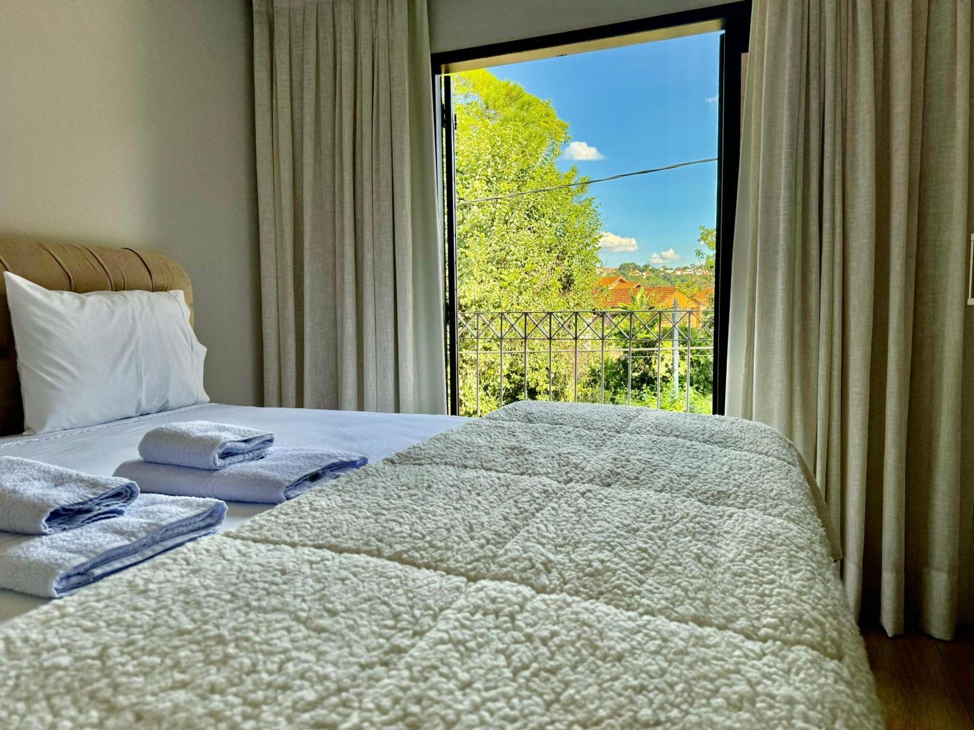 Apartamentos A 200M Do Centro - Hospedaria Villa Da Pedra Tiradentes Ngoại thất bức ảnh