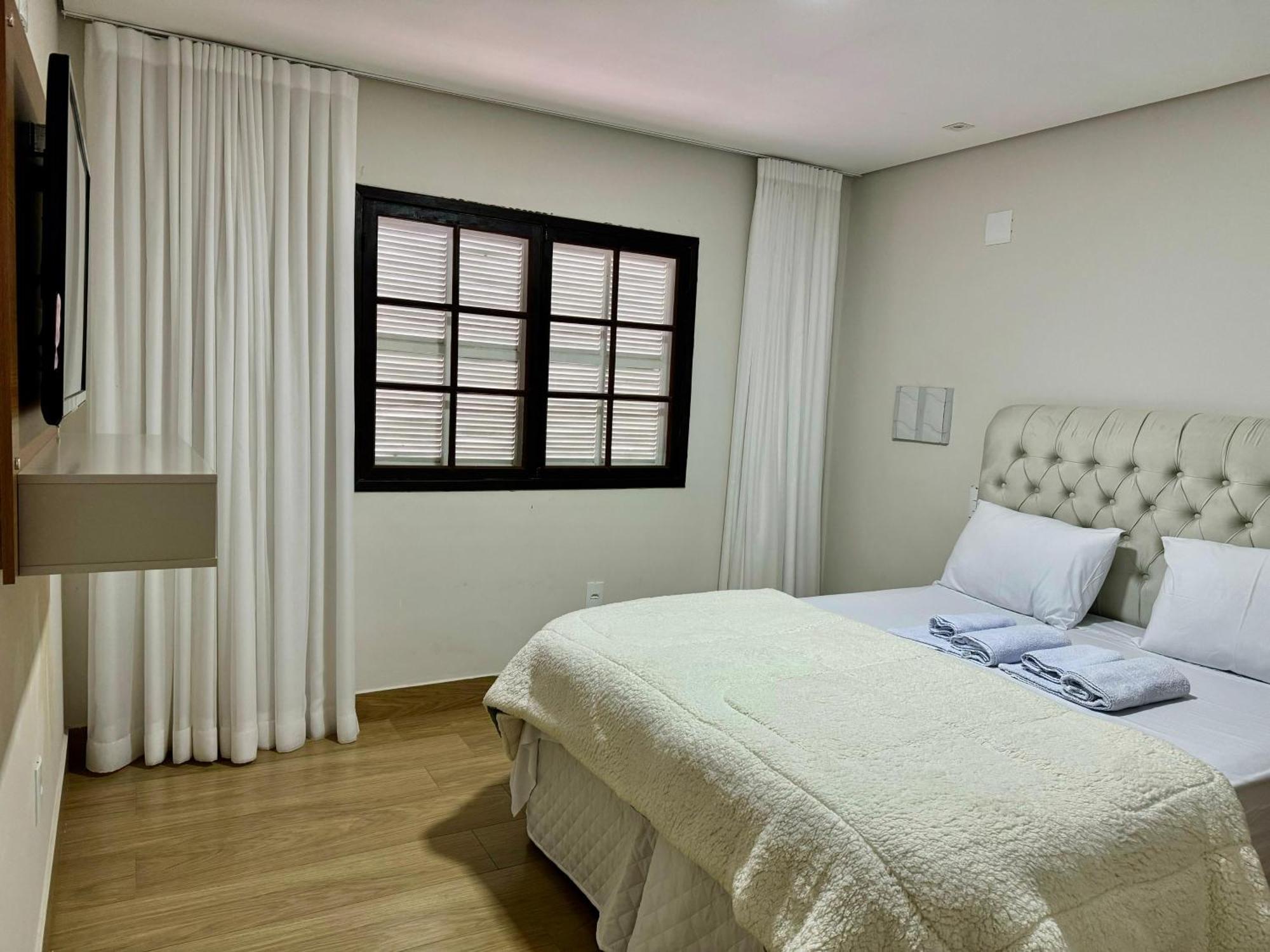 Apartamentos A 200M Do Centro - Hospedaria Villa Da Pedra Tiradentes Ngoại thất bức ảnh