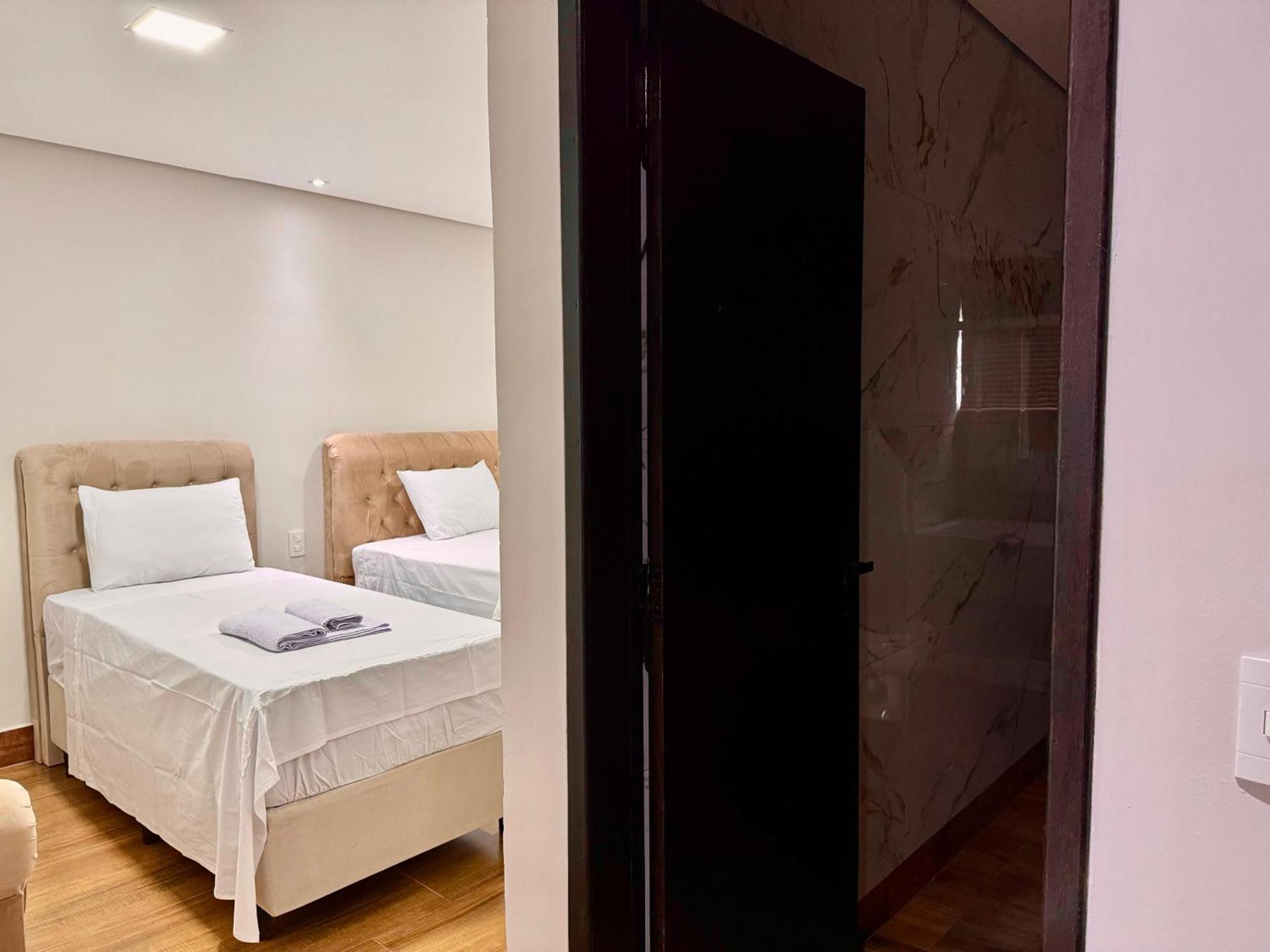 Apartamentos A 200M Do Centro - Hospedaria Villa Da Pedra Tiradentes Ngoại thất bức ảnh